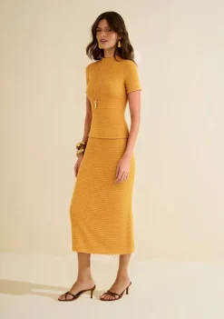 Blusa Morena Rosa Ajustada Decote Careca Manga Curta Padrão Amarelo