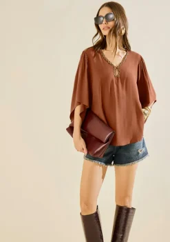 Blusa Morena Rosa Solta Decote V Manga Curta Padrão Marrom