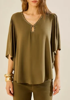 Blusa Morena Rosa Solta Decote V Manga Curta Padrão Verde