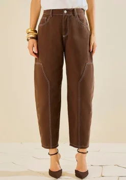 Calça Morena Rosa Cenoura Alta Marrom