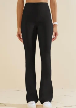 Calça Morena Rosa Flare Média Preto