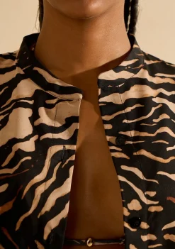 Camisa Morena Rosa Solta Gola Padre Manga Curta Alongada Preto
