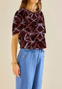 Camiseta Morena Rosa Ajustada Decote Careca Manga Curta Padrão Bordo