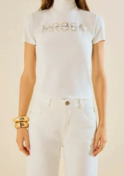 Camiseta Morena Rosa Ajustada Gola Alta Manga Curta Padrão Off White