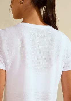 Camiseta Morena Rosa Solta Decote V Manga Curta Padrão Branco