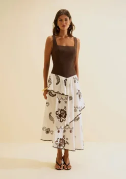 Vestido Midi Ajustado Arabesca Marrom