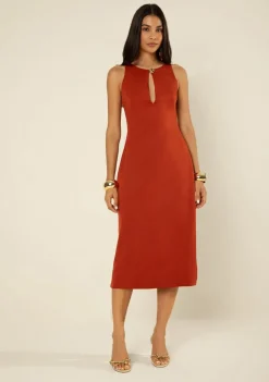 Vestido Morena Rosa Ajustado Decote Careca Sem Manga Midi Marrom