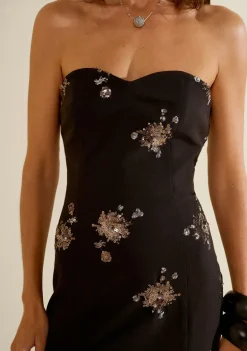 Vestido Morena Rosa Ajustado Decote Reto Sem Manga Midi Preto