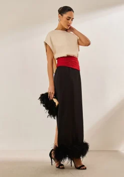 Vestido Morena Rosa Ajustado Decote Canoa Sem Manga Midi Bege