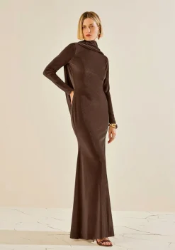 Vestido Morena Rosa Ajustado Decote Canoa Manga Longa Longo Marrom