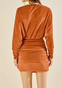 Vestido Morena Rosa Ajustado Decote Careca Manga Longa Curto Laranja