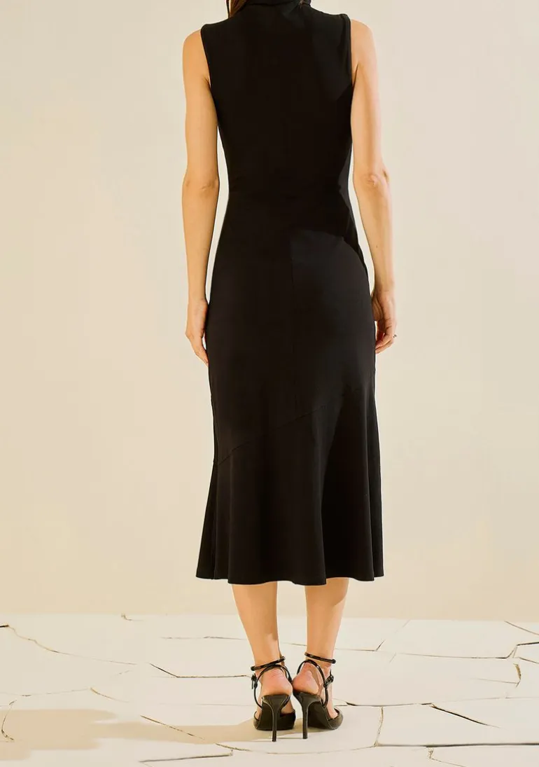 Vestido Morena Rosa Ajustado Gola Alta Sem Manga Midi Preto