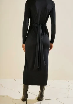 Vestido Morena Rosa Ajustado Decote V Manga Longa Midi Preto