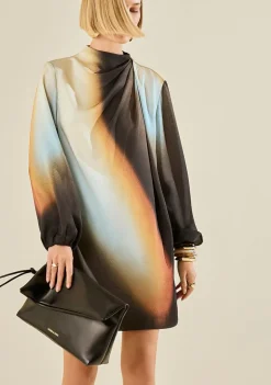Vestido Morena Rosa Solto Gola Alta Manga Longa Curto Preto/Azul